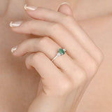 Emerald 0.75ct And Diamond 18k White Gold Ring  N4316y