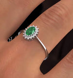 Emerald 6 X 4mm And Diamond 18k White Gold Ring  Fet20-gy