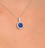 0.65ct And 18k White Gold Diamond Halo Pendant Necklace - Fr39
