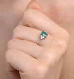 Emerald 0.75ct And Diamond 18k White Gold Ring